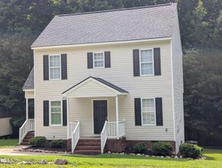 1039 Laurel Leaf Road, Zebulon, NC 27597