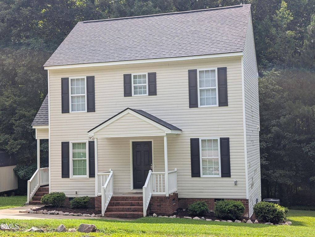 1039 Laurel Leaf Road, Zebulon, NC 27597