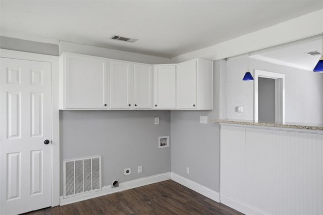 308 W Lamm Street, Blue Ridge, TX 75424