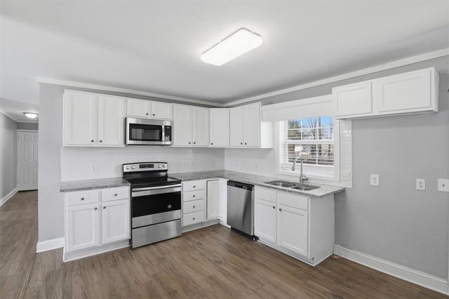 308 W Lamm Street, Blue Ridge, TX 75424
