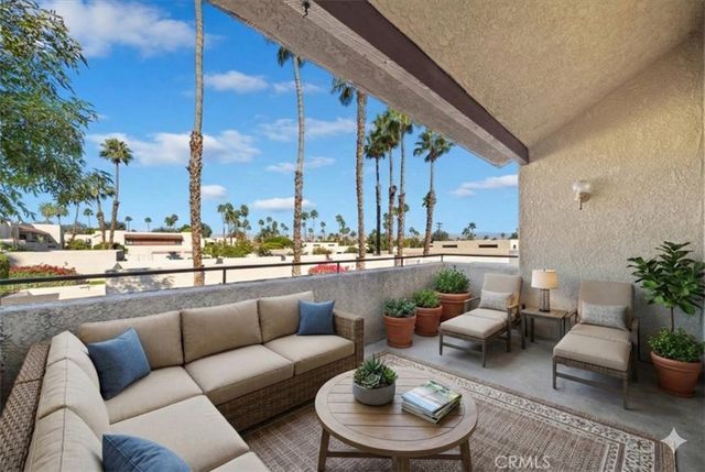200 E Racquet Club 72, Palm Springs, CA 92262