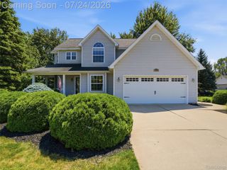 12295 Water Greens Court, Fenton Charter Township, MI 48430