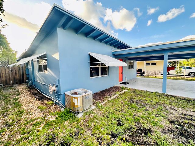 1118 N E Street, Lake Worth Beach, FL 33460