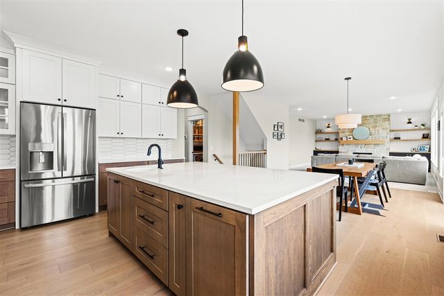 5584 Stonebridge Drive, Grandville, MI 49418