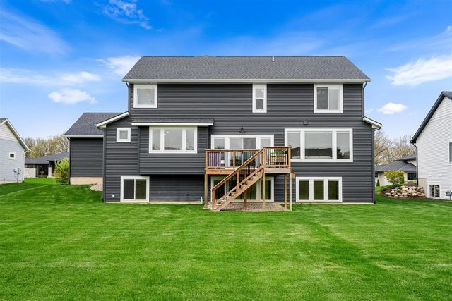 5584 Stonebridge Drive, Grandville, MI 49418