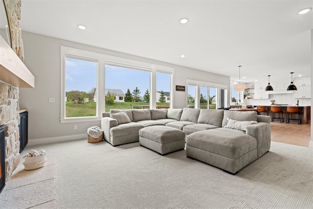 5584 Stonebridge Drive, Grandville, MI 49418