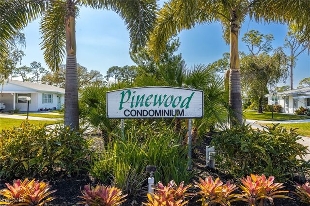 13 Pinewood BLVD, Lehigh Acres, FL 33936
