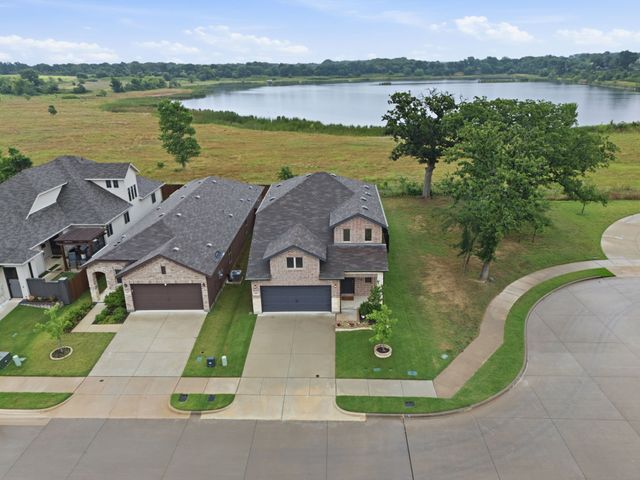 1017 King Street, Aubrey, TX 76227
