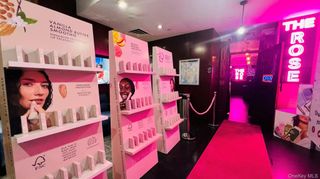 - 25th Street, New York (manhattan), NY 10001