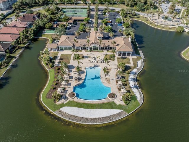 195 MARAVIYA BOULEVARD, Nokomis, FL 34275