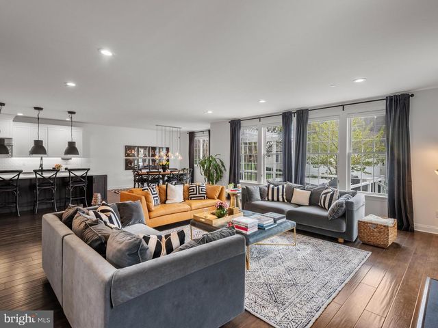 3702 ROSE TRADER LN, Newtown Square, PA 19073