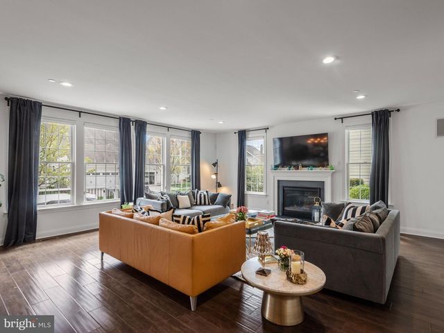 3702 ROSE TRADER LN, Newtown Square, PA 19073