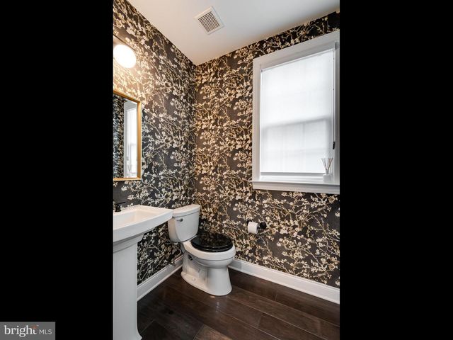 3702 ROSE TRADER LN, Newtown Square, PA 19073