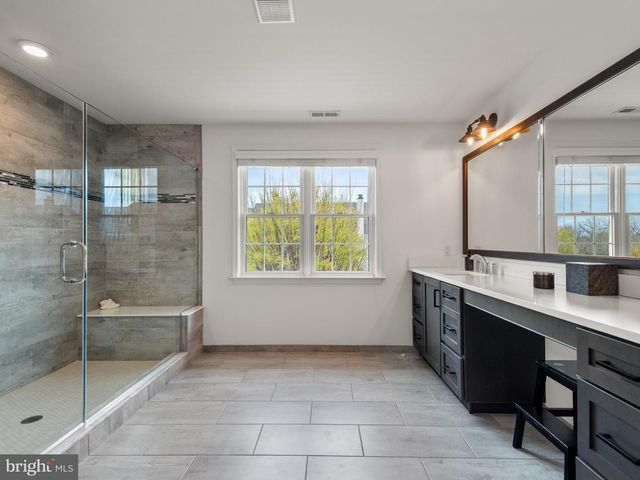 3702 ROSE TRADER LN, Newtown Square, PA 19073