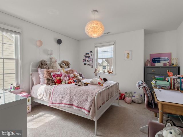 3702 ROSE TRADER LN, Newtown Square, PA 19073