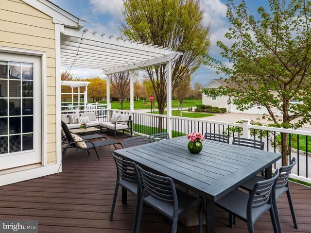 3702 ROSE TRADER LN, Newtown Square, PA 19073