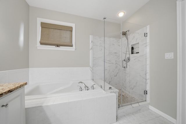 105 Weyland Circle, North Andover, MA 01845