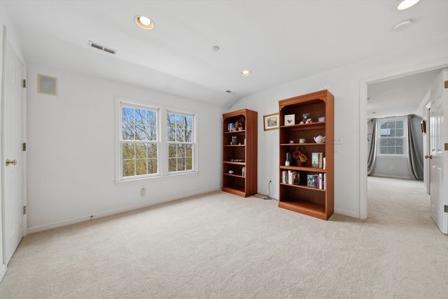 105 Weyland Circle, North Andover, MA 01845