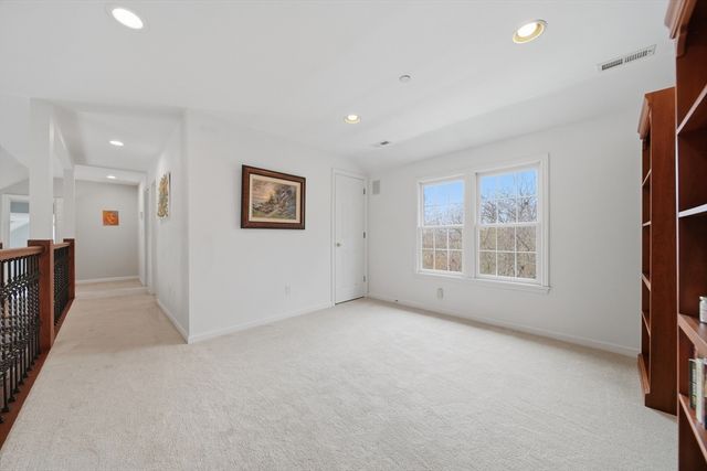 105 Weyland Circle, North Andover, MA 01845