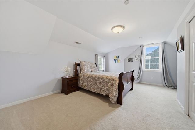 105 Weyland Circle, North Andover, MA 01845