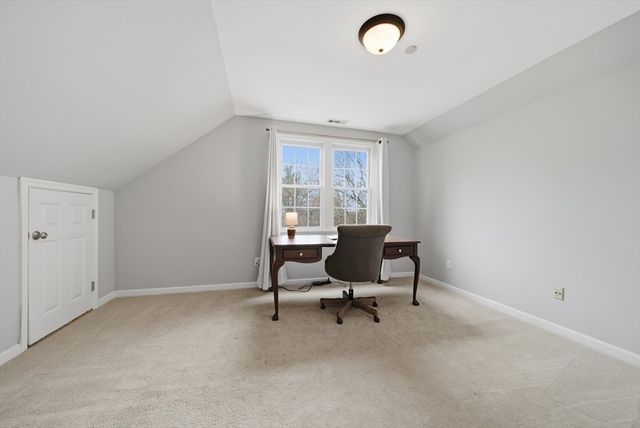 105 Weyland Circle, North Andover, MA 01845