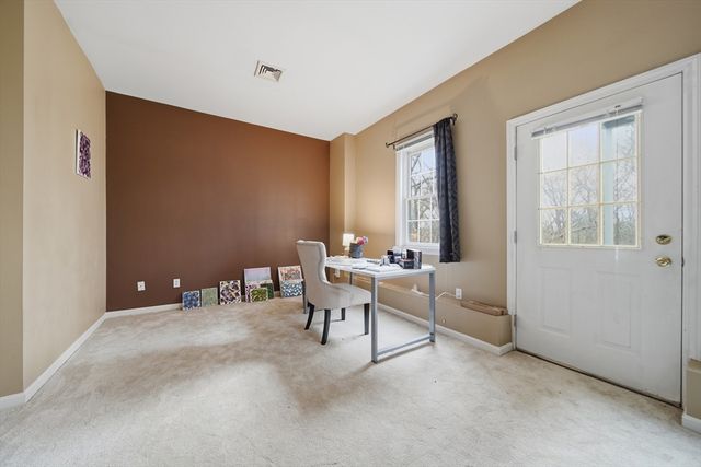 105 Weyland Circle, North Andover, MA 01845