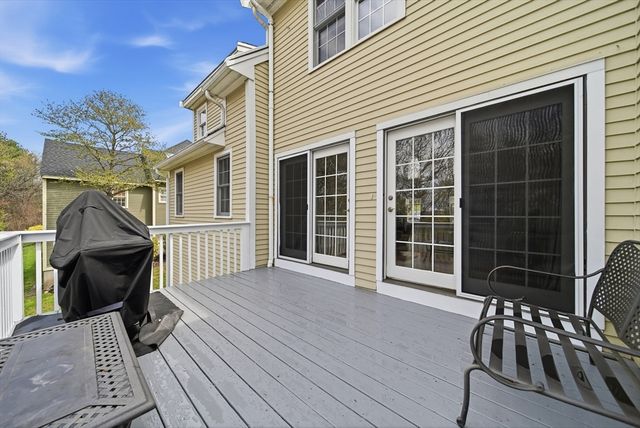 105 Weyland Circle, North Andover, MA 01845