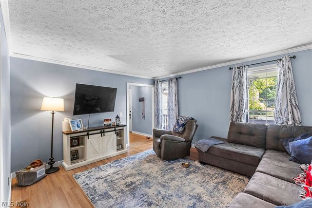 3597 Stratavon Drive NW, North Canton, OH 44720