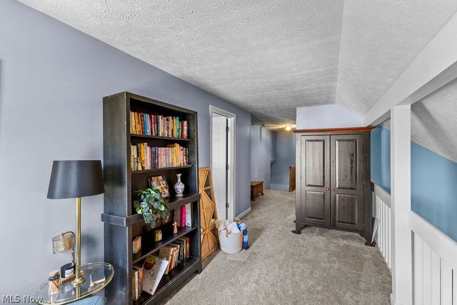 3597 Stratavon Drive NW, North Canton, OH 44720