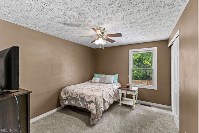 3597 Stratavon Drive NW, North Canton, OH 44720