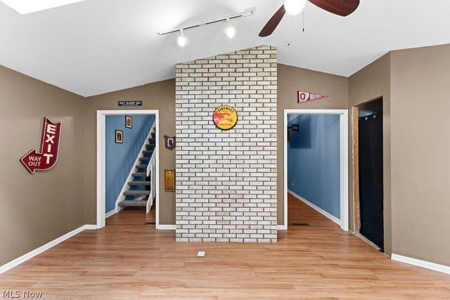 3597 Stratavon Drive NW, North Canton, OH 44720
