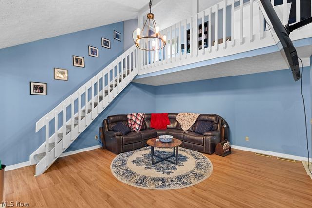 3597 Stratavon Drive NW, North Canton, OH 44720