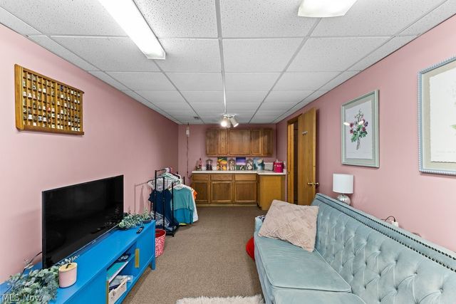 3597 Stratavon Drive NW, North Canton, OH 44720