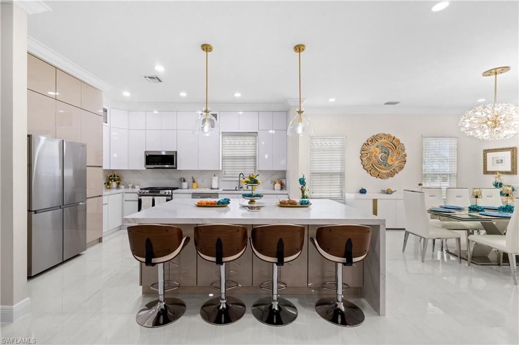 9041 Cherry Oaks TRL 201, NAPLES, FL 34114 — photo 2