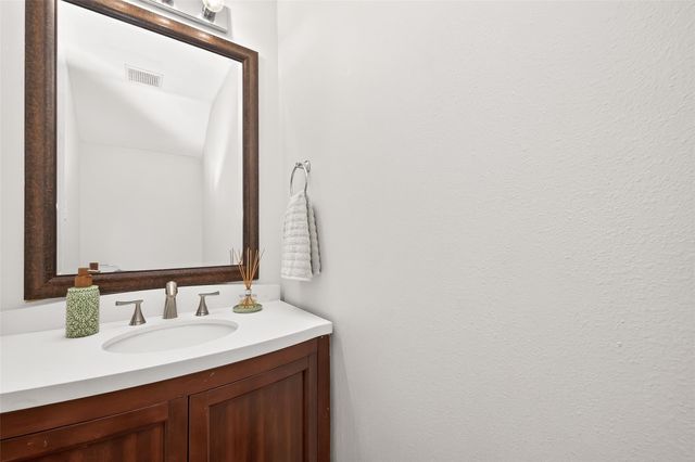 17235 Laguna Trail Drive, Houston, TX 77095