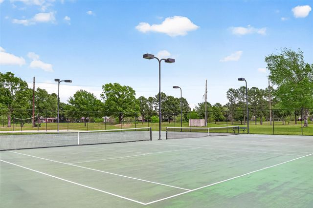 17235 Laguna Trail Drive, Houston, TX 77095