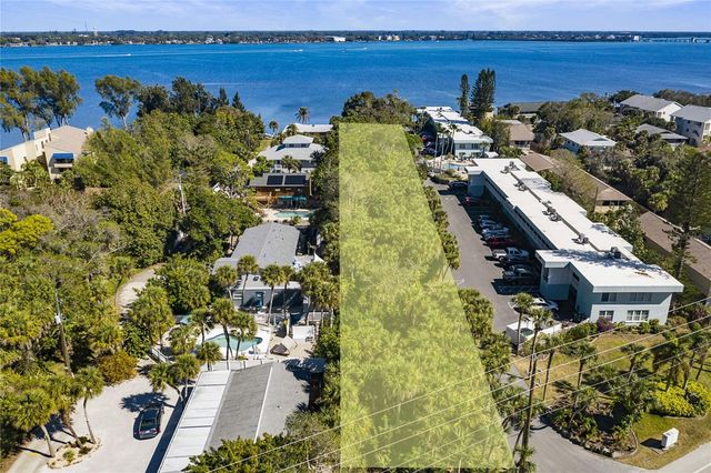 5065 N BEACH ROAD, Englewood, FL 34223