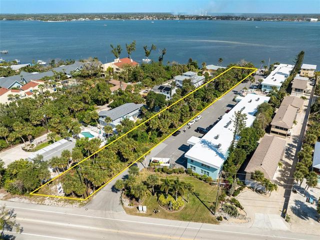 5065 N BEACH ROAD, Englewood, FL 34223