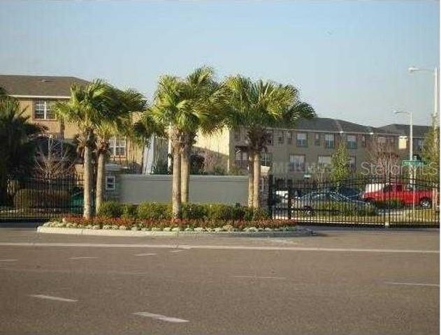 2525 MIDDLETON GROVE DRIVE, Brandon, FL 33511