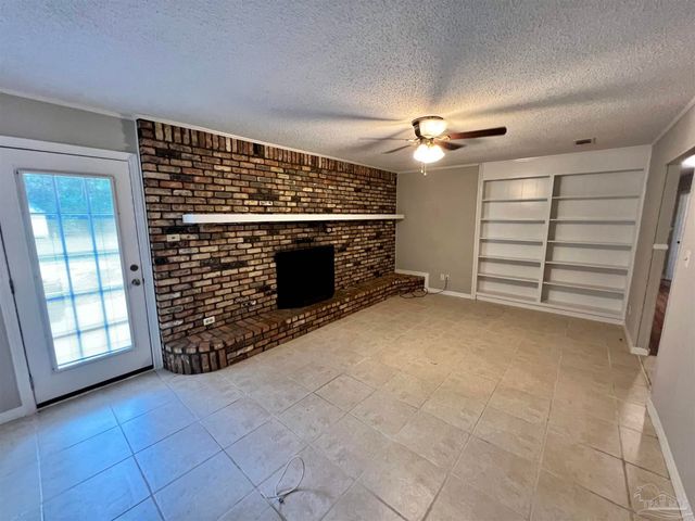 5905 Pamela Dr, Milton, FL 32570