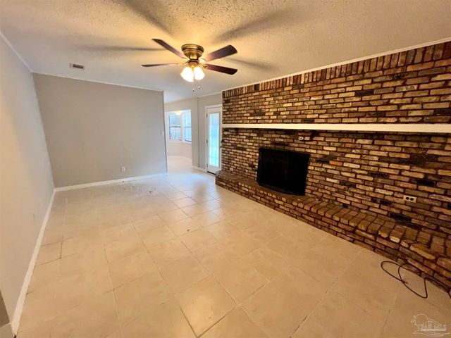 5905 Pamela Dr, Milton, FL 32570