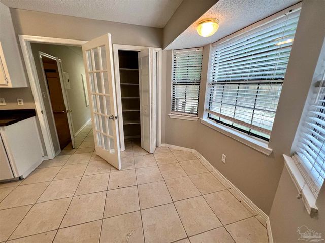 5905 Pamela Dr, Milton, FL 32570