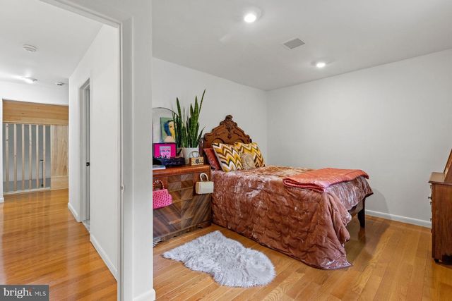 3385 WOODBRIDGE CIR, Bethlehem, PA 18017