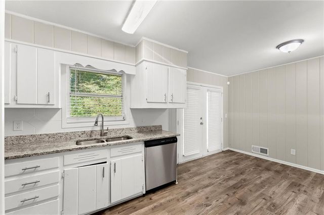 1263 Shoreham Drive, Atlanta, GA 30349