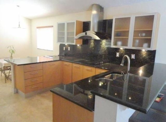 160 NW 166th Ave, Pembroke Pines, FL 33028