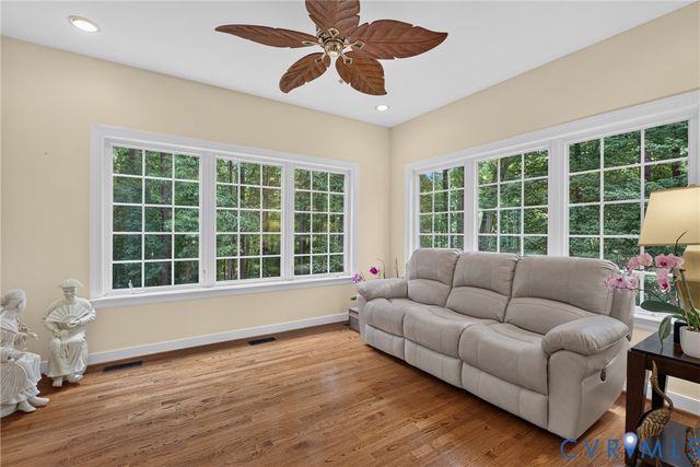 11937 Dunvegan Ct, Chesterfield, VA 23838