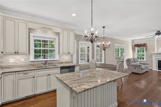 11937 Dunvegan Ct, Chesterfield, VA 23838