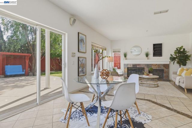5689 Mollie Cir, Livermore, CA 94551