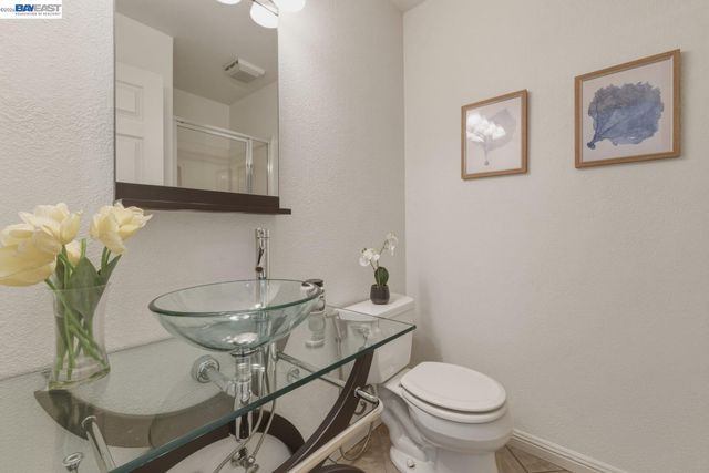 5689 Mollie Cir, Livermore, CA 94551