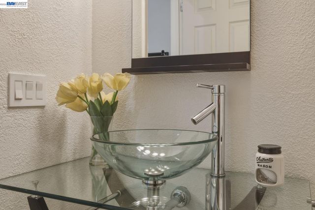5689 Mollie Cir, Livermore, CA 94551